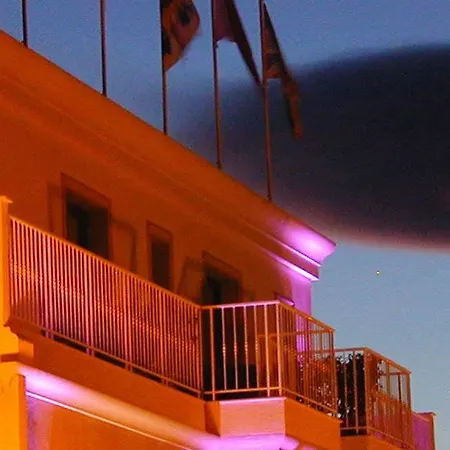 Belvir Hotel 3*